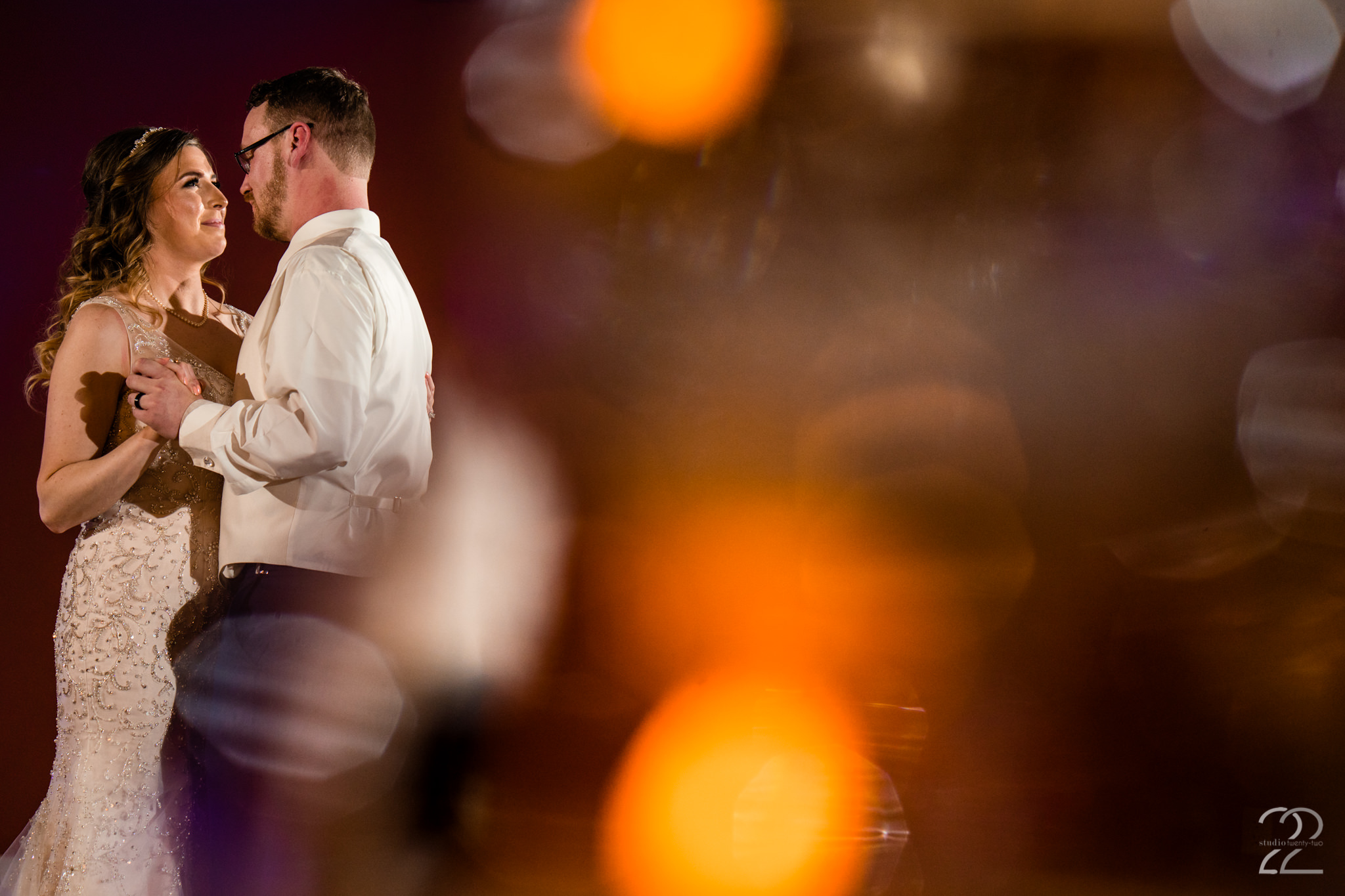  First dances are always a special part of a wedding day, and having a great DJ is part of the wedding day that is important to keep in mind! Finding a great DJ that will keep the party going is crucial to a fantastic wedding reception. 